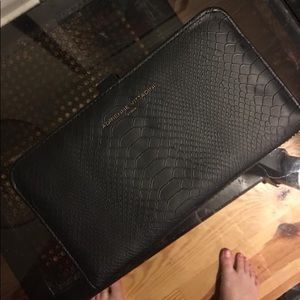 Black wallet